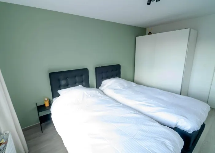 Premium Holidays - New Modern Apartment Oostkant With Seaview At Westende