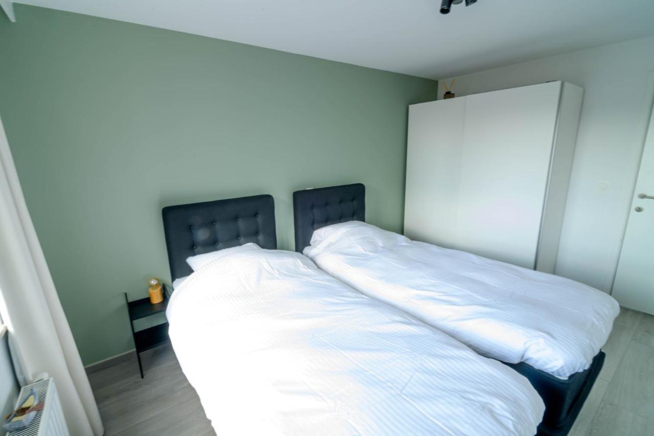 Premium Holidays - New Modern Oostkant With Seaview At Westende Apartamento *